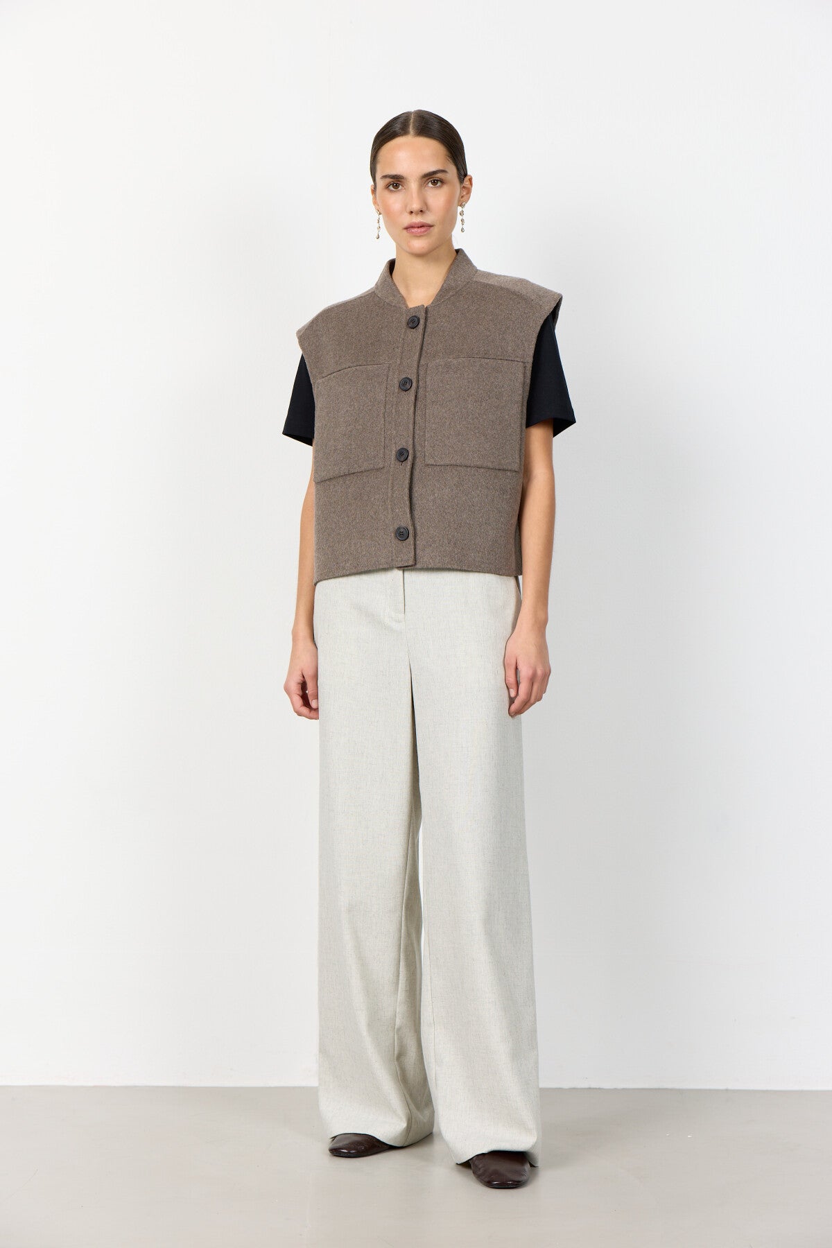 Levetē Room Owa Waistcoat - Camel