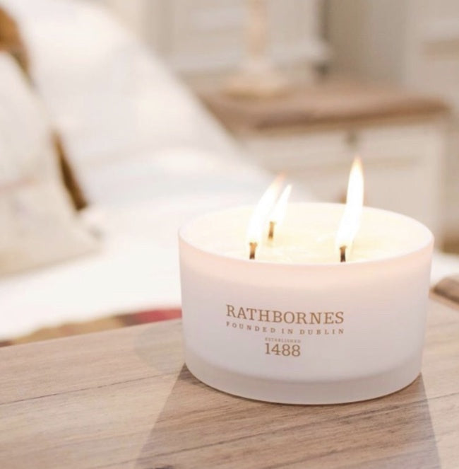 Rathbones Cedar, Cloves and Ambergis Candle